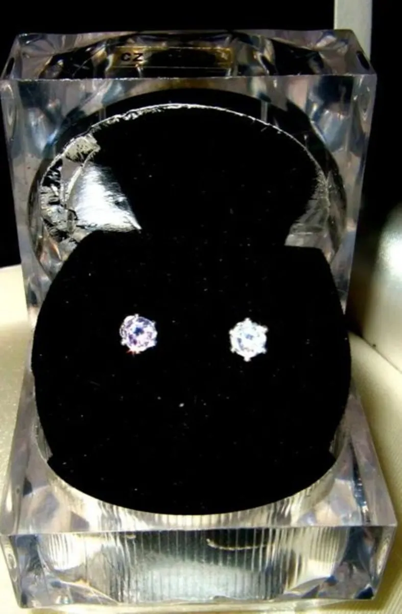 Vintage Silver Sapphire Solitaire Stud Earrings - Image 1