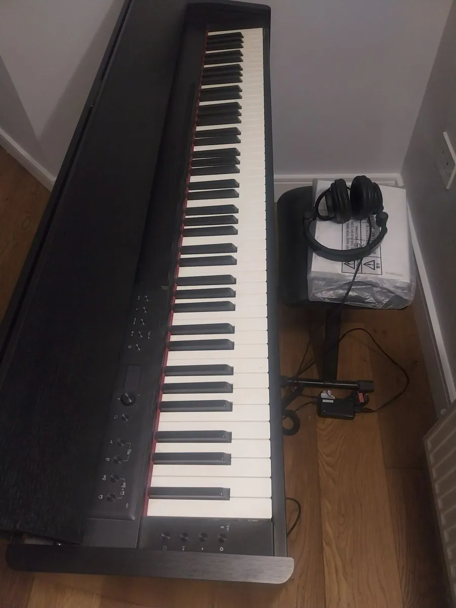 Roland F701 Digital Piano - Image 2