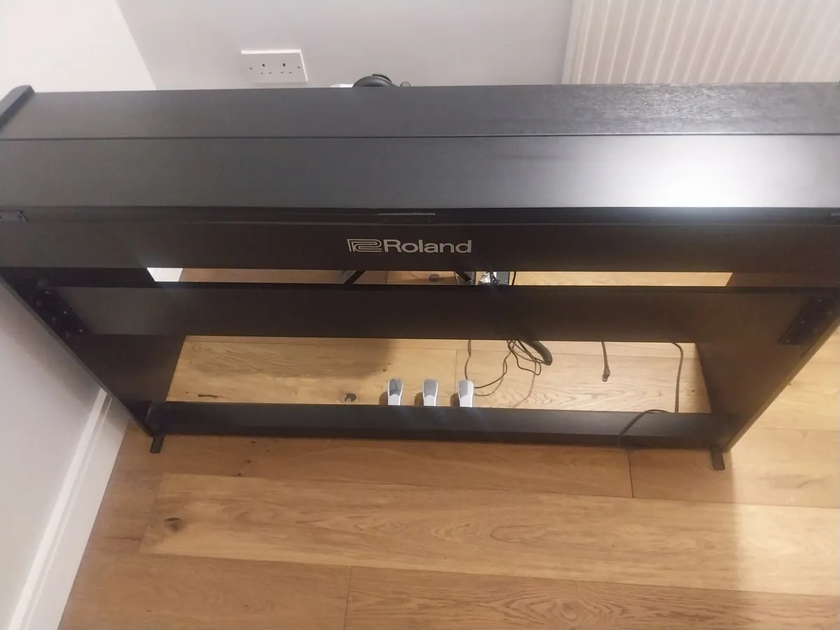 Roland F701 Digital Piano - Image 1