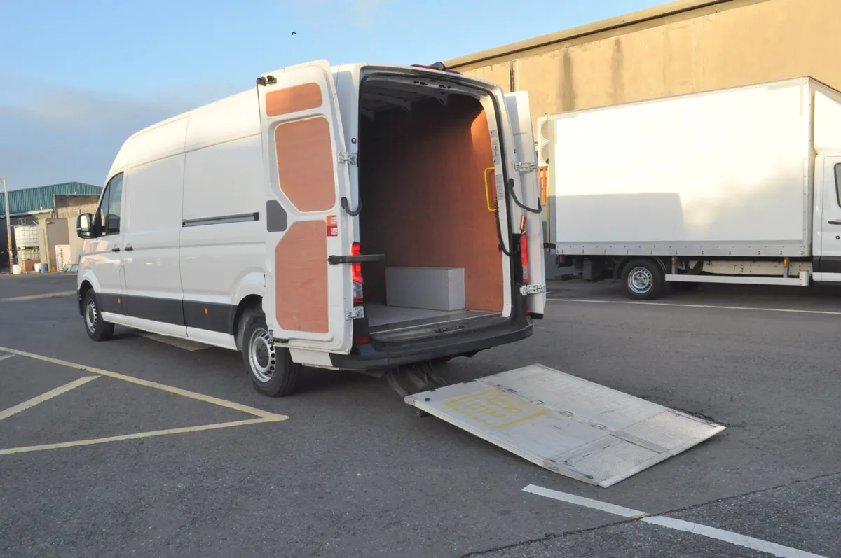 Volkswagen Crafter LWB & Tail Lift - Image 3