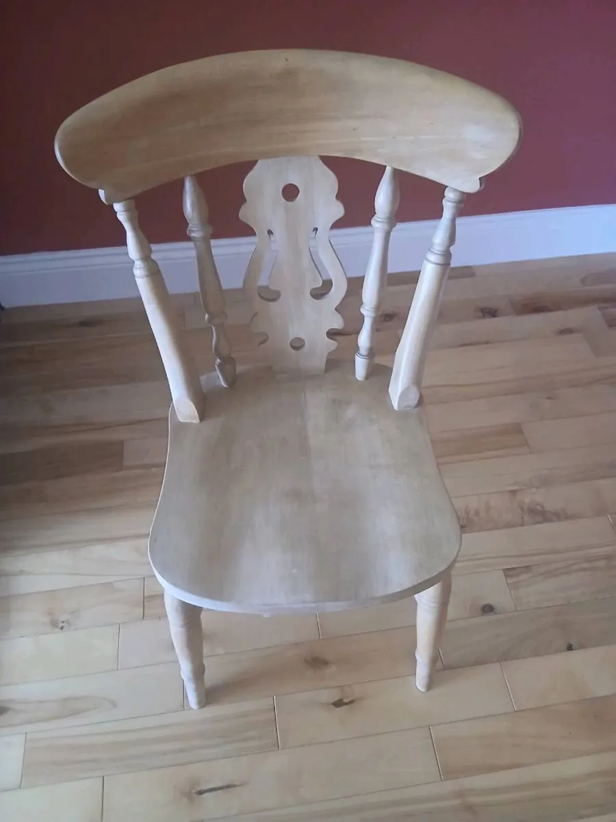 Vintage Hardwood Fiddle back chair. - Image 2