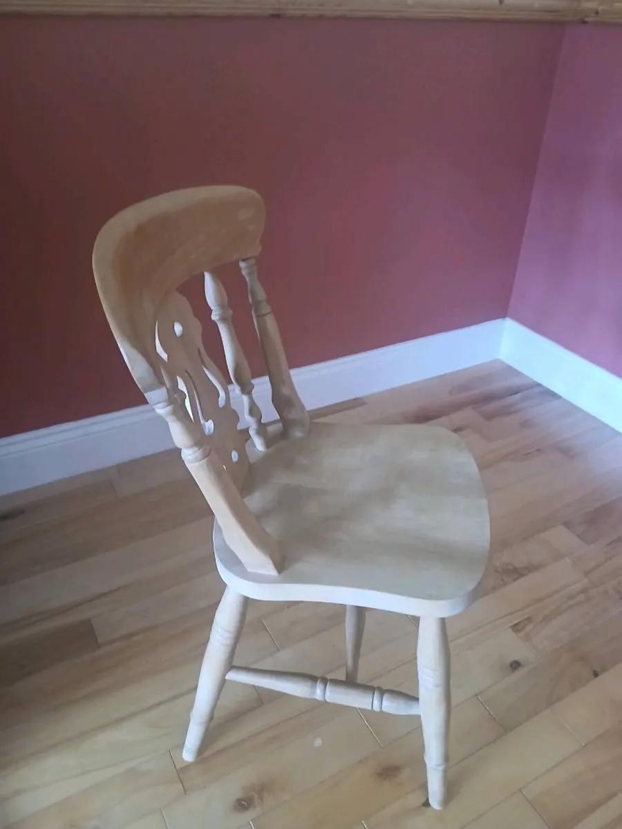 Vintage Hardwood Fiddle back chair. - Image 3