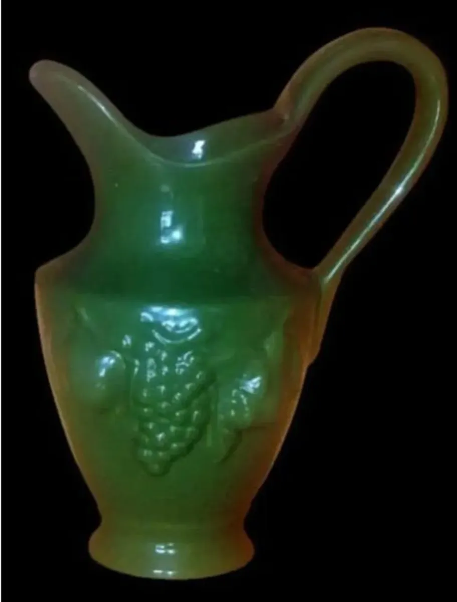 Pristine 12"Vintage Harrods 'Tuscany' Ceramic Vase - Image 1
