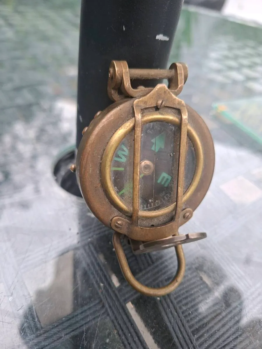 Vintage Stanley London pocket Compass - Image 2