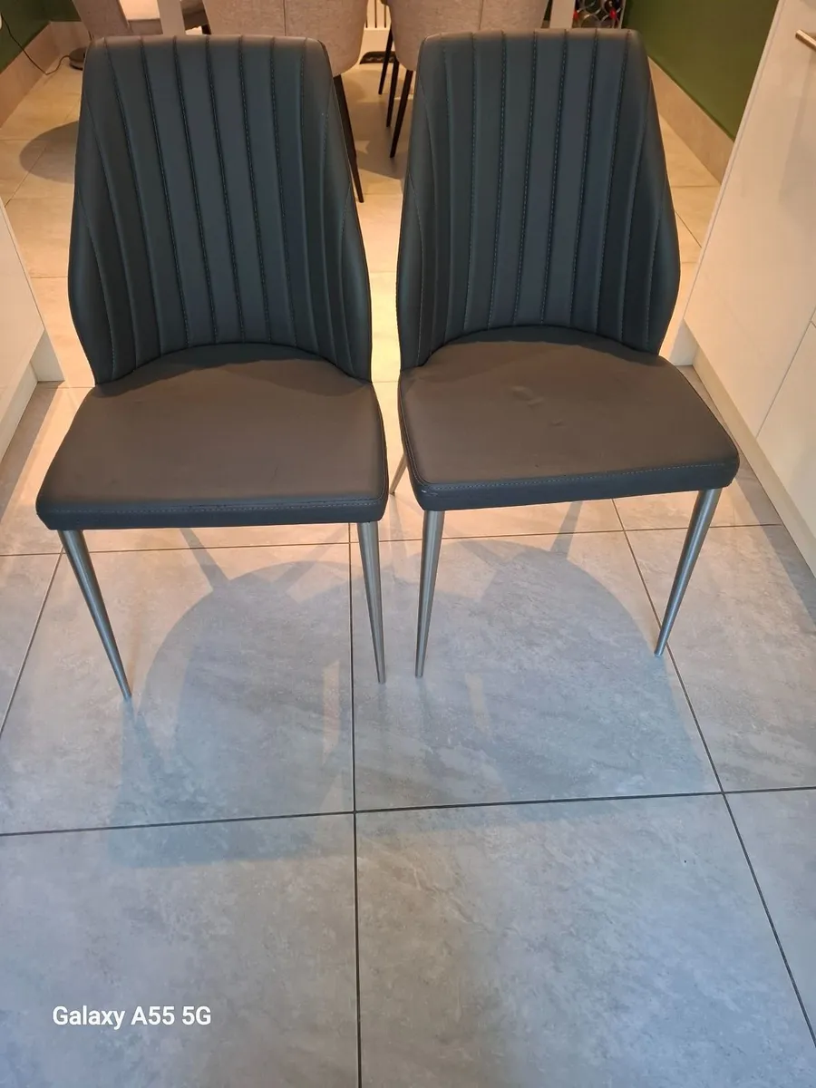 Dinning kitchen Chairs - Image 2
