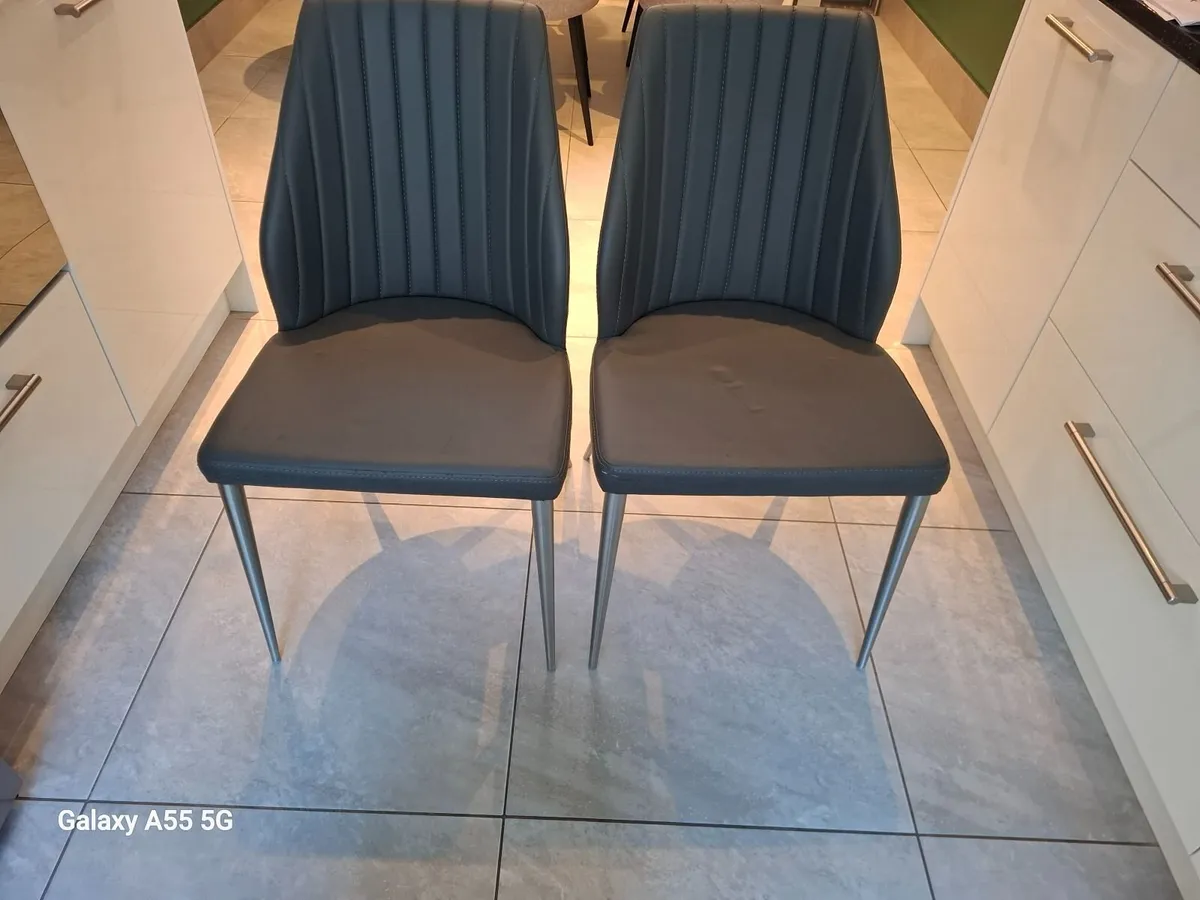 Dinning kitchen Chairs - Image 1