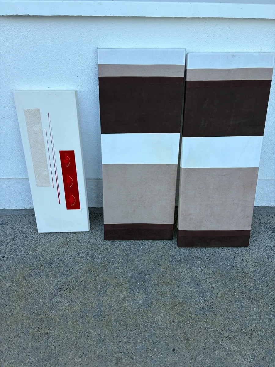 3 new canvas pictures €10 together - Image 1