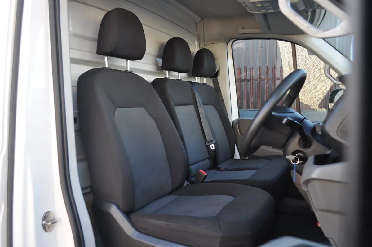 Volkswagen Crafter Box & Lift # HP/Leasing* - Image 3