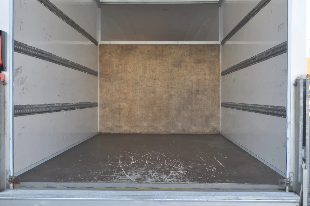 Volkswagen Crafter Box & Lift # HP/Leasing* - Image 2
