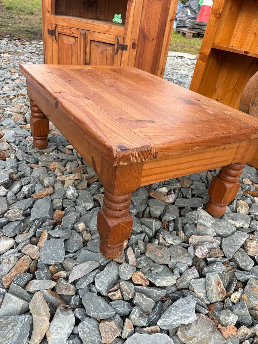 mexican pine wooden coffee table - Image 4