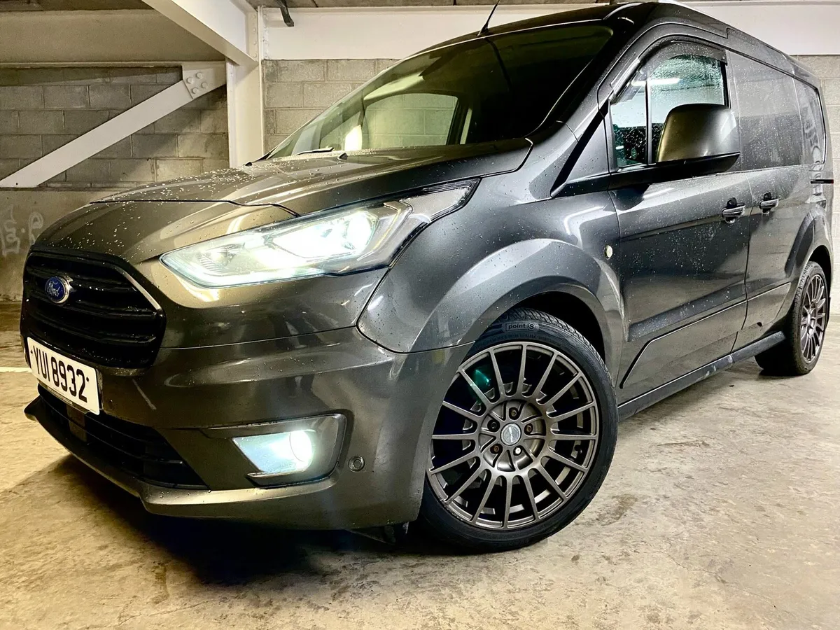 Ford Transit Connect Auto Limited - Image 1