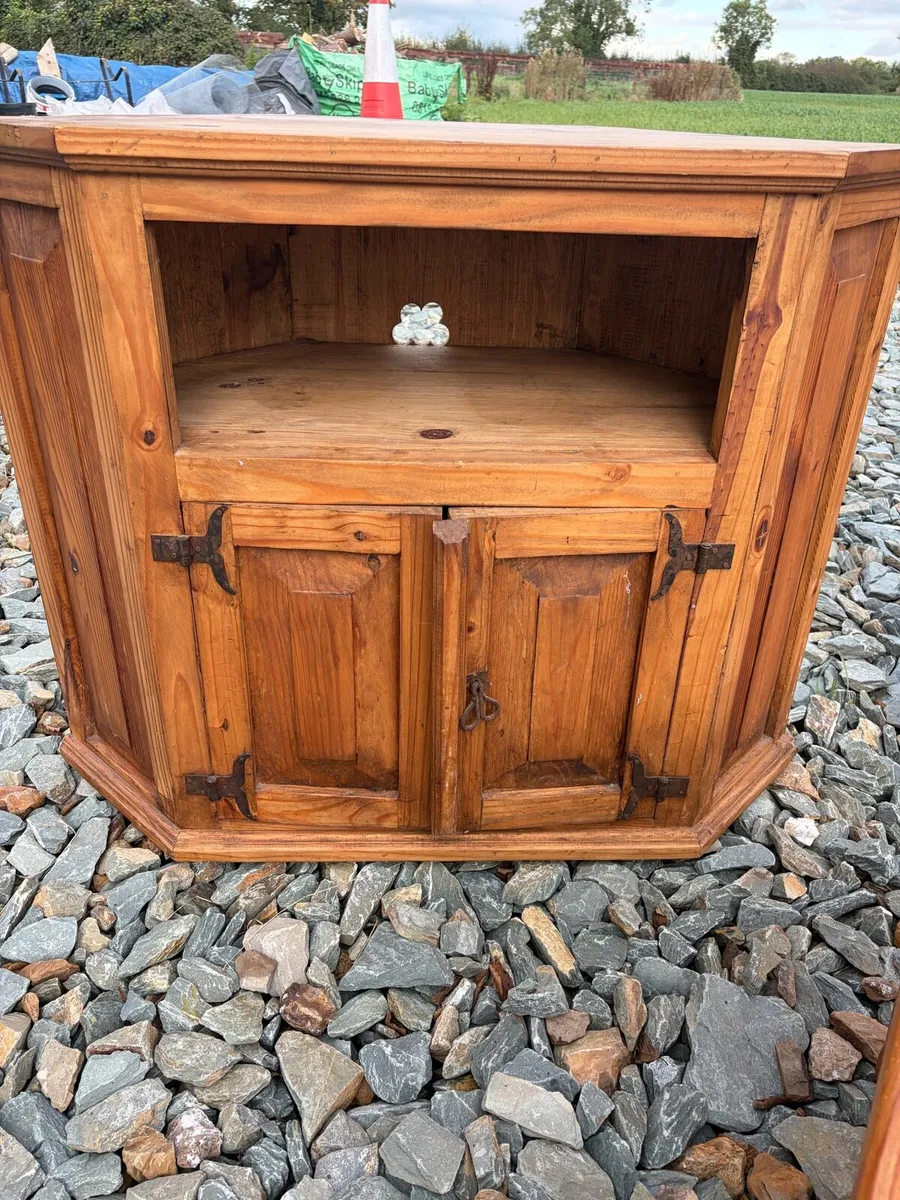 mexican pine tv unit / corner unit - Image 3