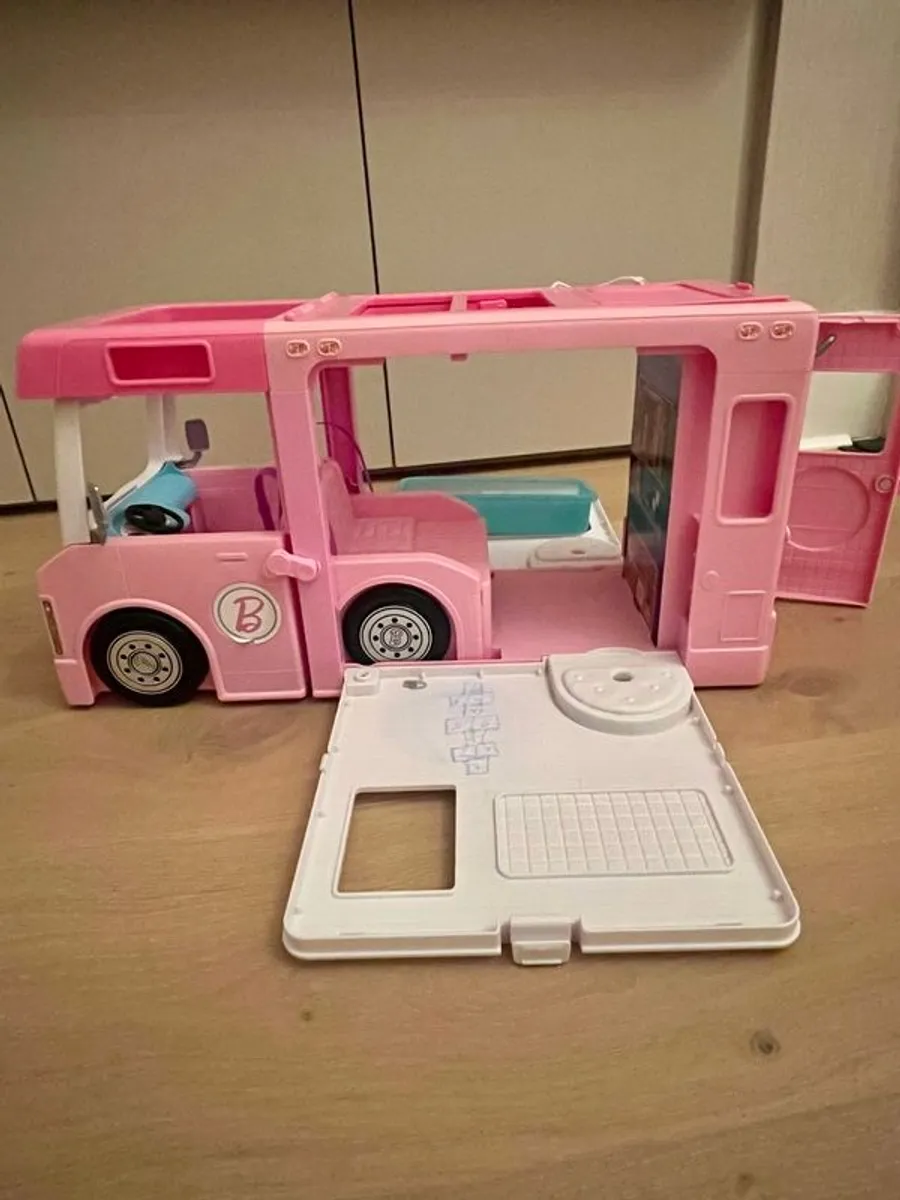 Barbie camper van - Image 2