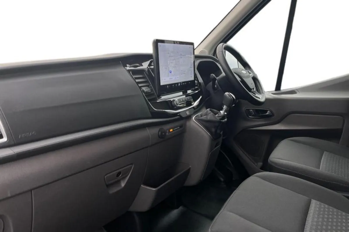 Ford Transit 350 Limited L3 H2 LWB Medium Roof FWD - Image 3