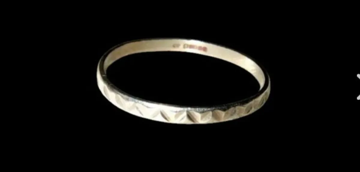 Vintage Hallmarked 9k White Gold Geometric Ring - Image 2