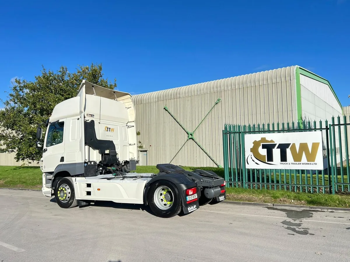 DAF CF430 - Image 2