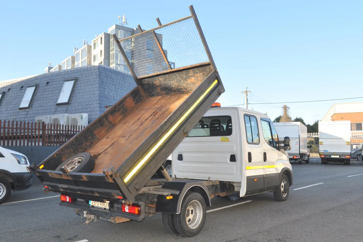 Iveco Twin Wheel Crew Cab Tipper with Air Con - Image 2