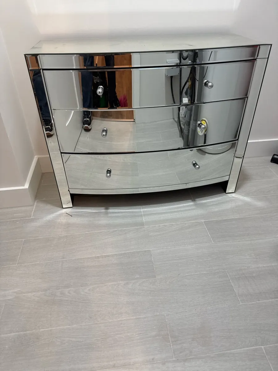 Mirrored chest of drawers - Image 2
