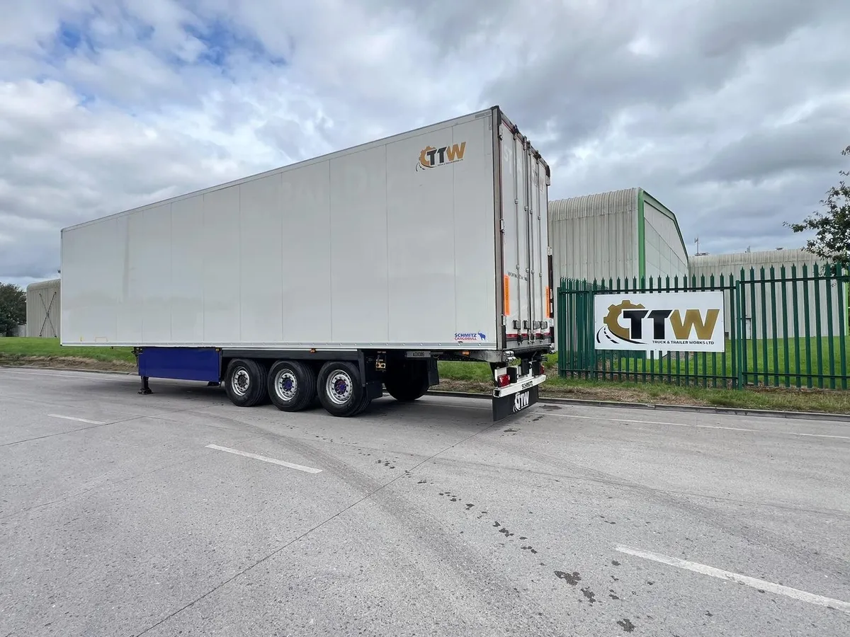 4.65m Schmitz High Cube Fridge Trailer - Image 2