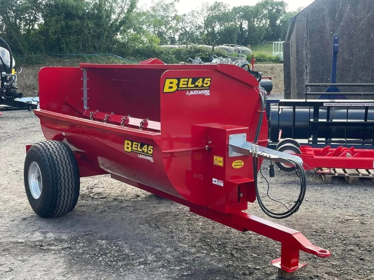 BELMAC ROTOSPREADER 4.5 HYDRAULIC LID - Image 3