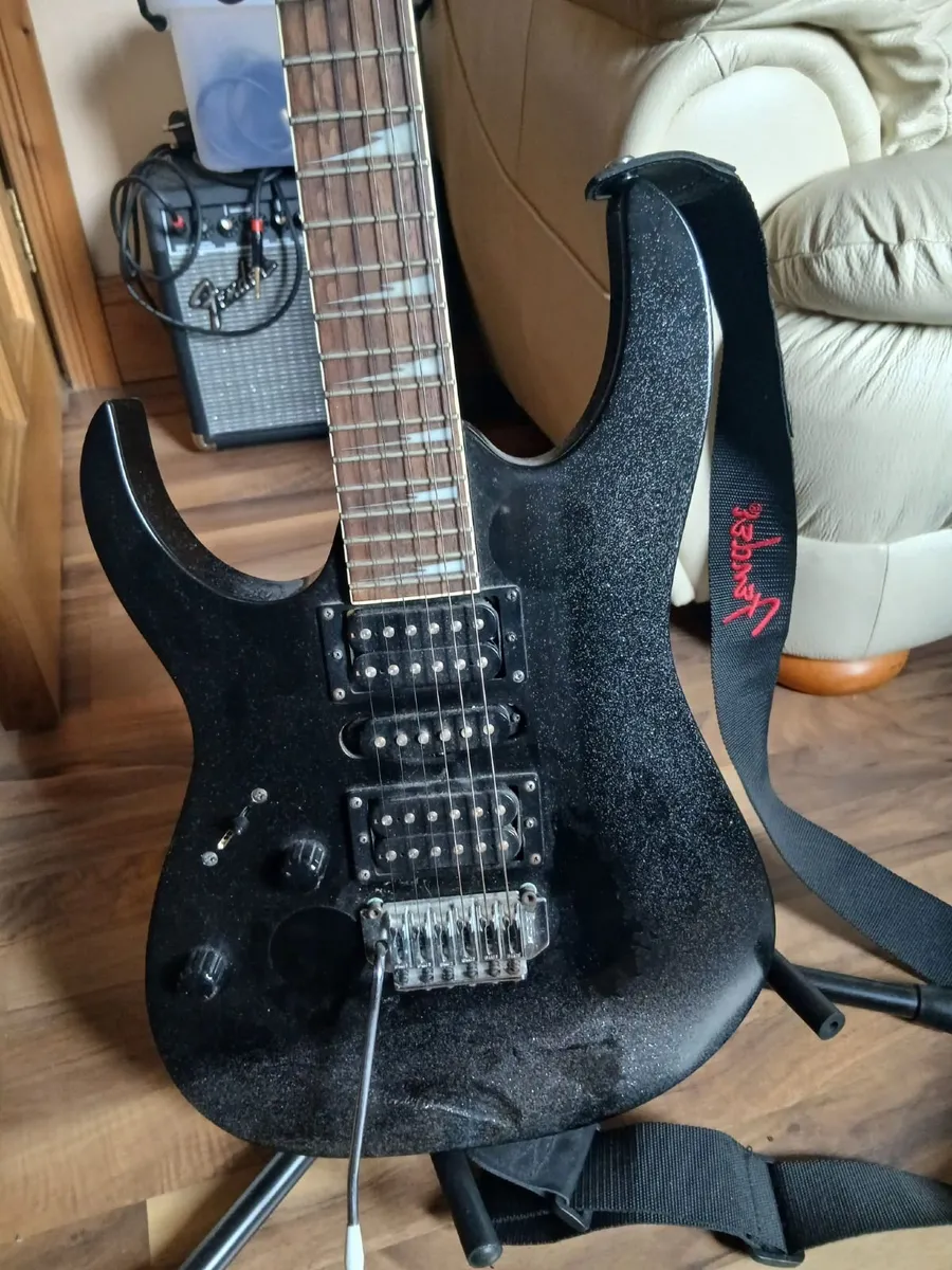 Left hand Guitar - Image 2