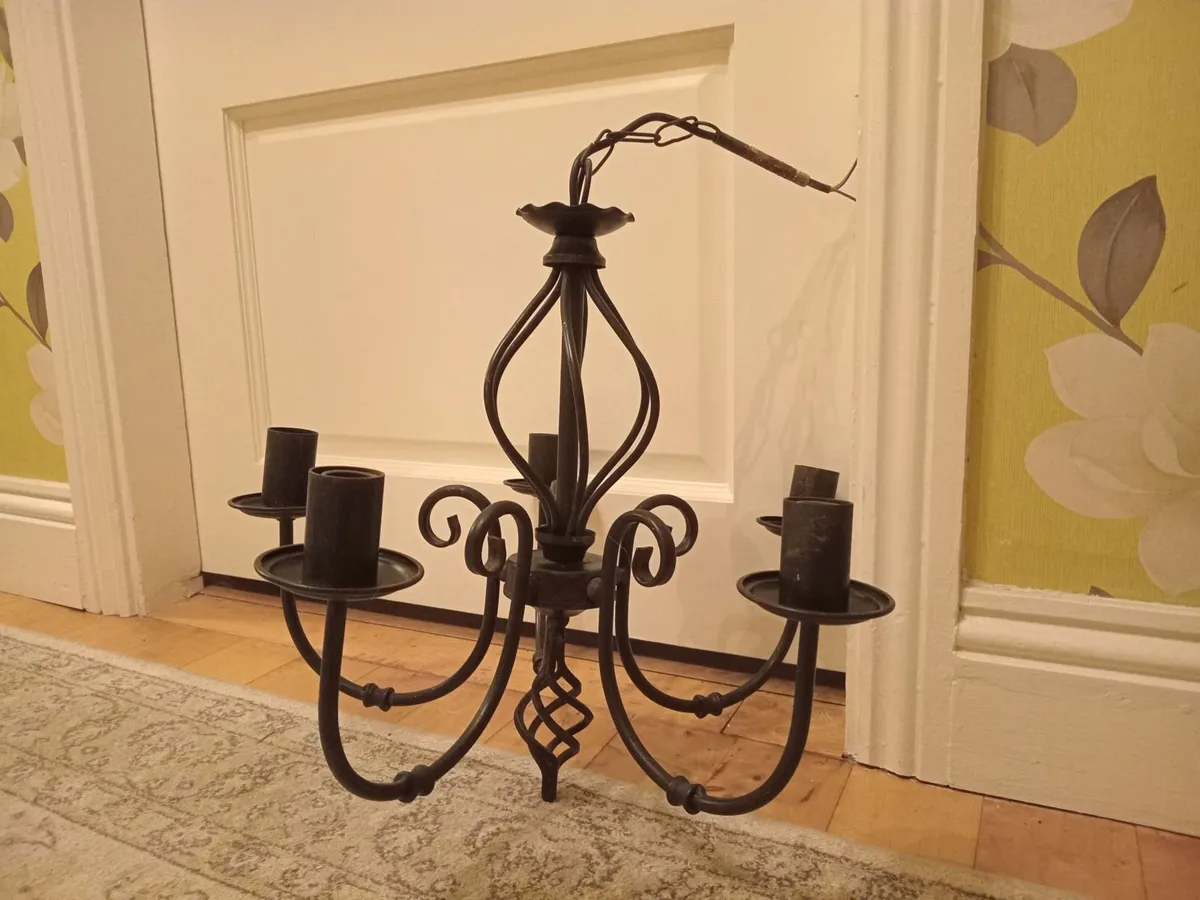 Light fitting - Image 2