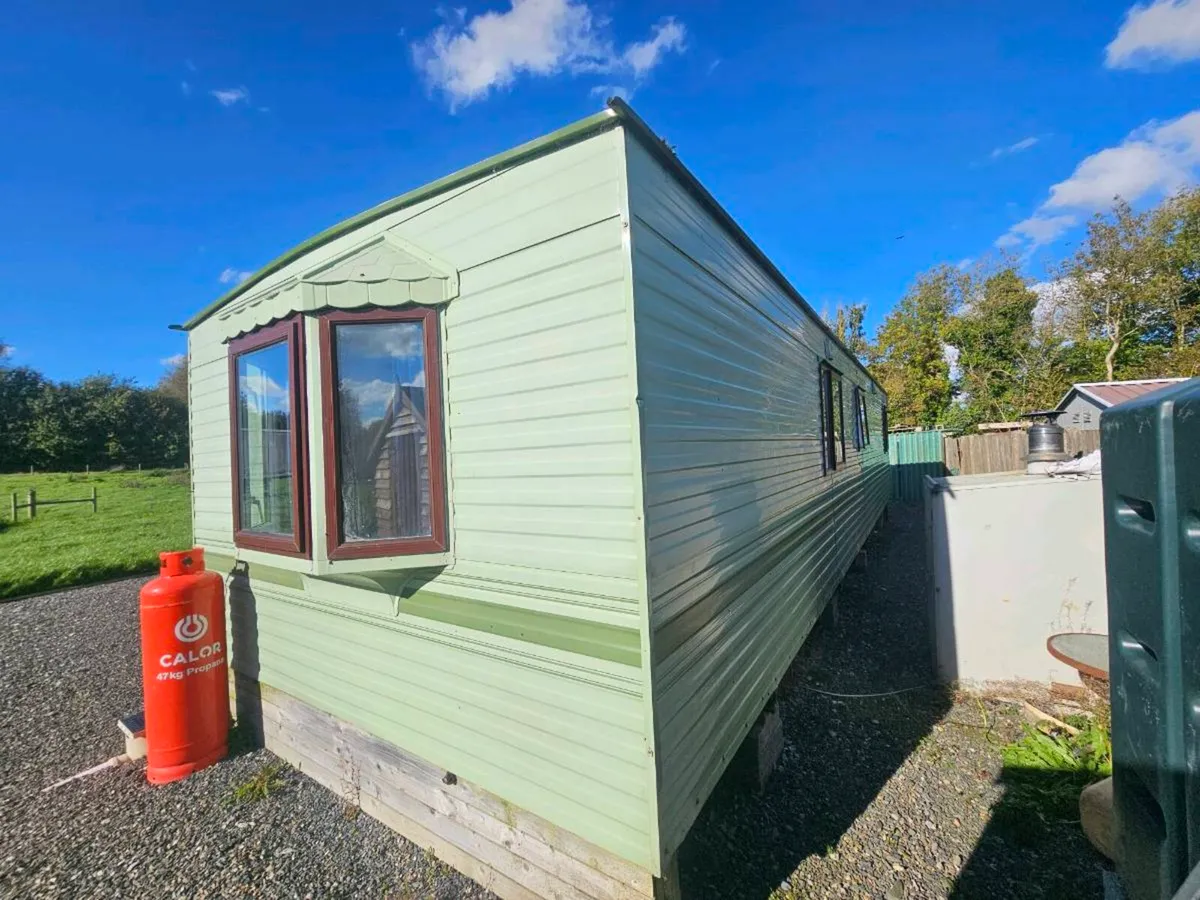 Lyndhurst 37x12 2 bed mobile home - Image 3