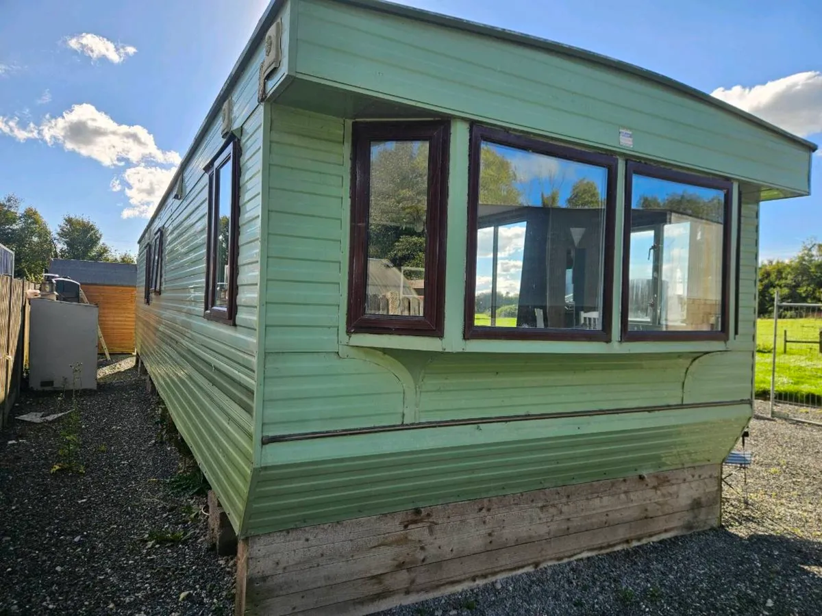 Lyndhurst 37x12 2 bed mobile home - Image 4