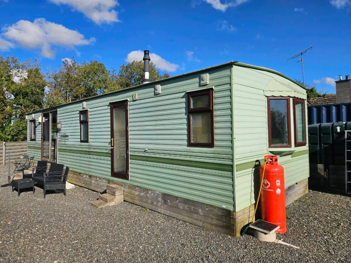Lyndhurst 37x12 2 bed mobile home - Image 2