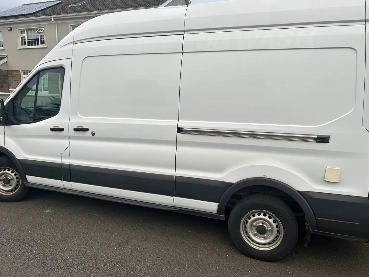 Ford Transit 2017 - Image 1