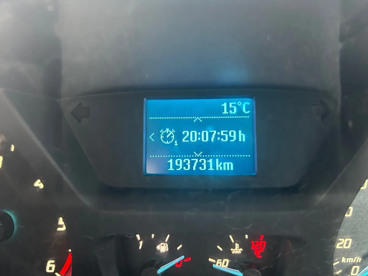 Ford Transit 2017 - Image 2