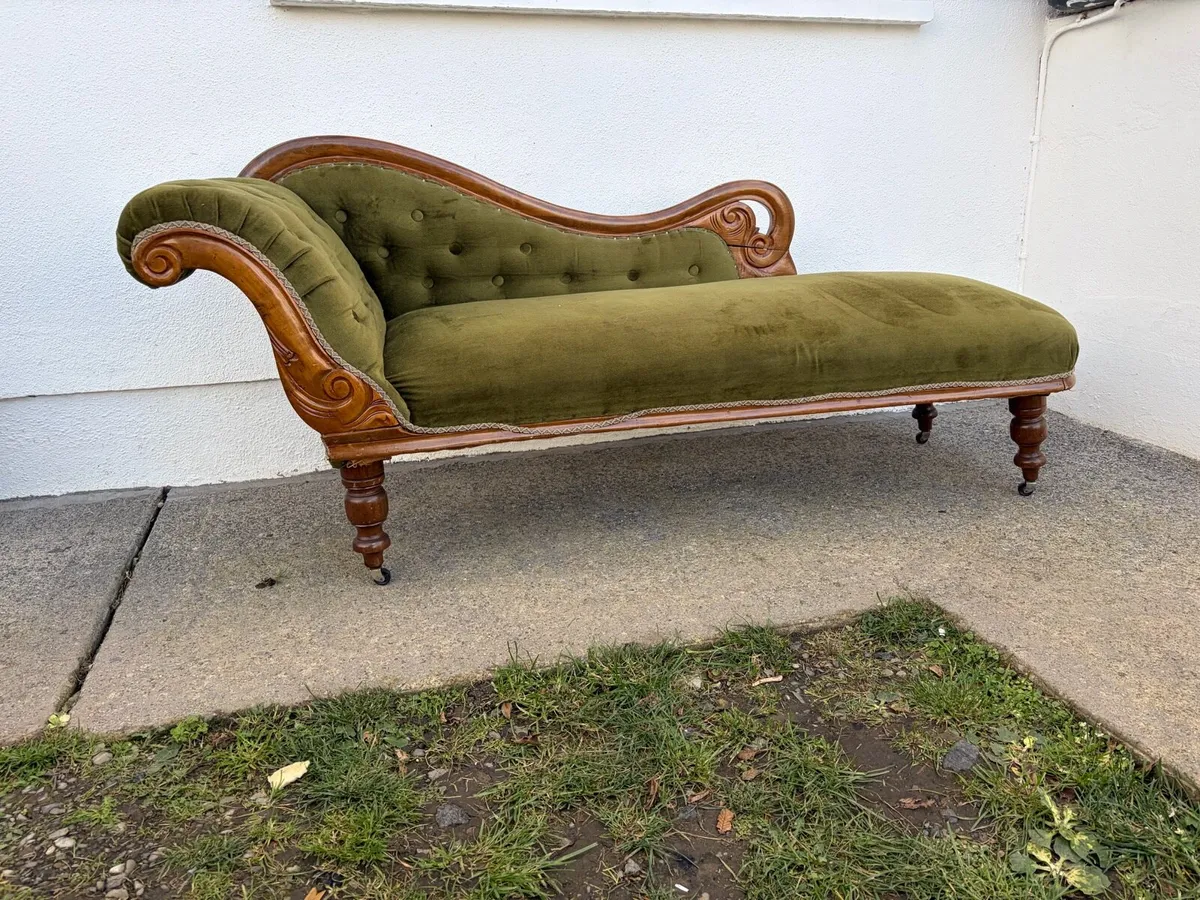 2 x loudge chairs / couch - Image 3