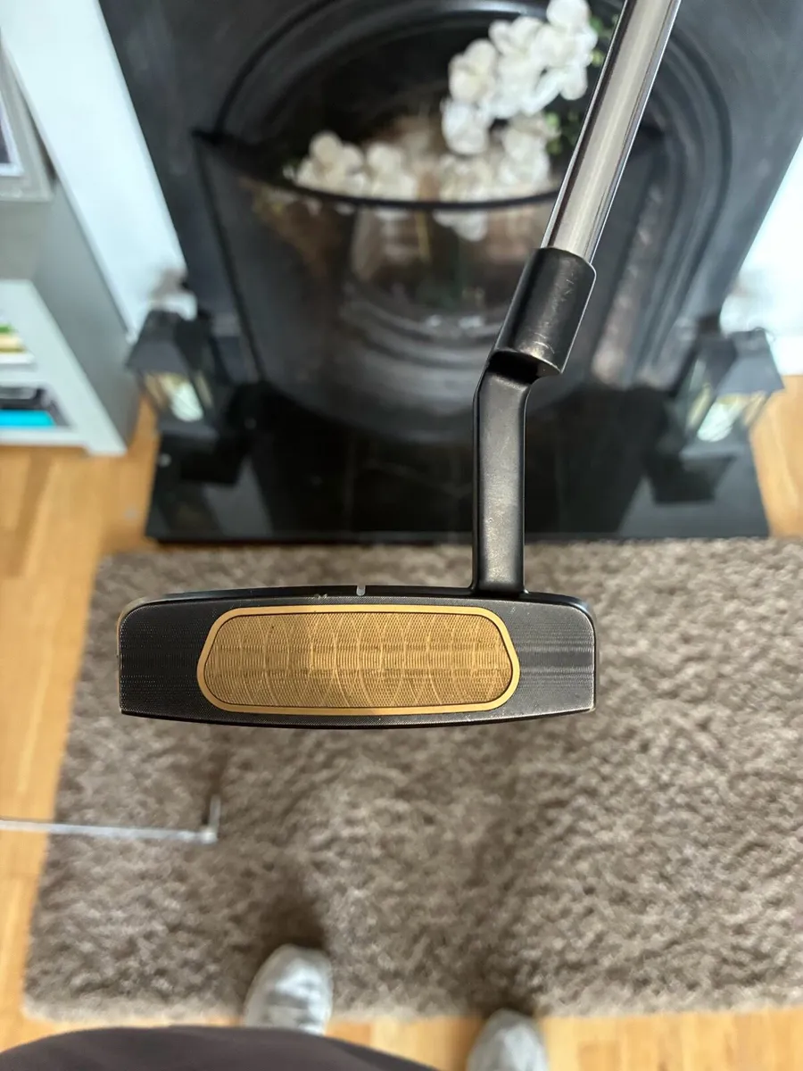 Odyssey Ai One Milled 7 T CH Putter - Image 1