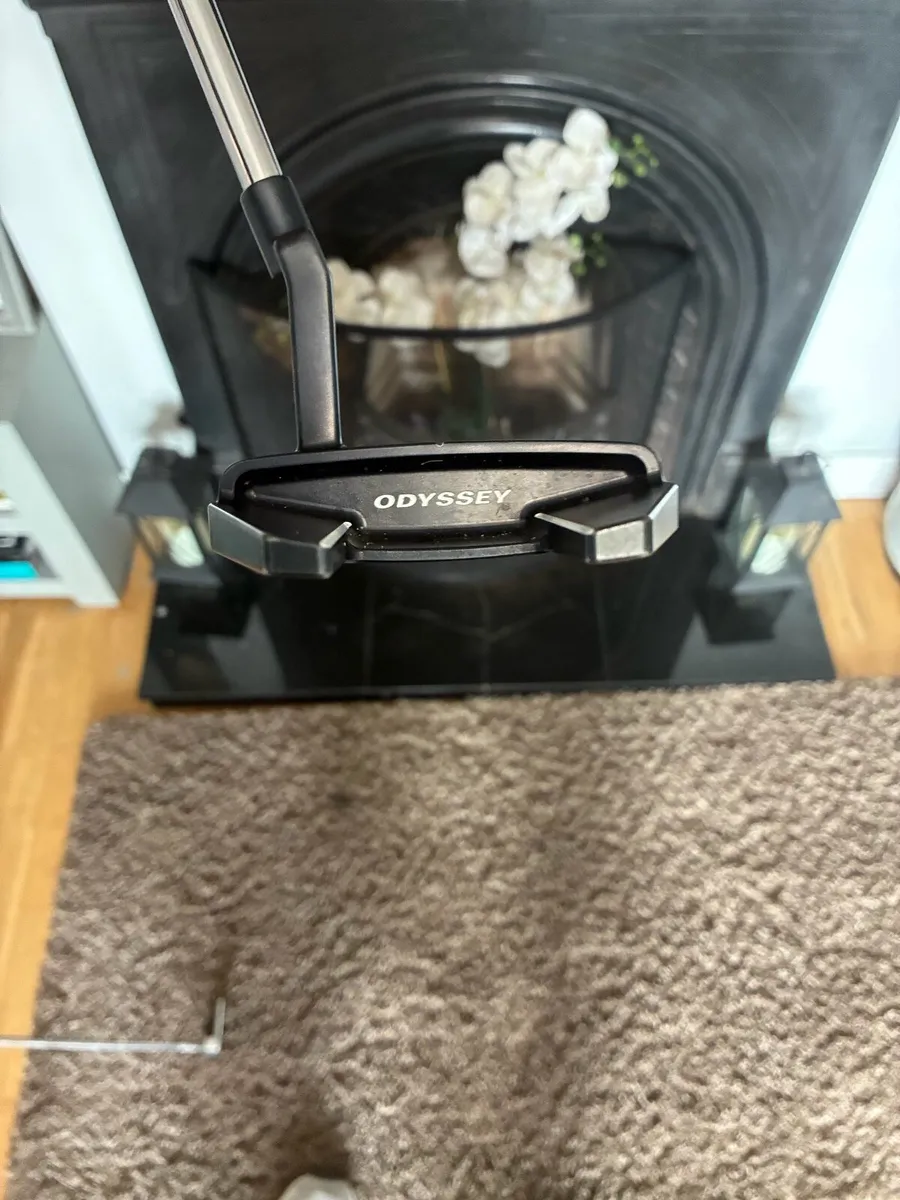 Odyssey Ai One Milled 7 T CH Putter - Image 3
