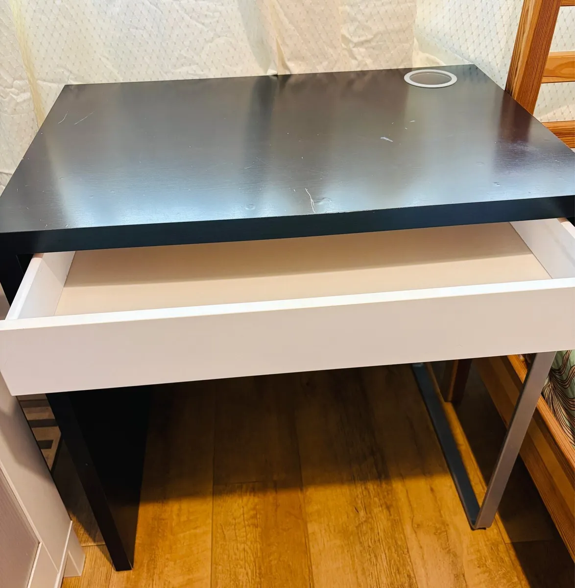 Study Desk / Table - Image 2