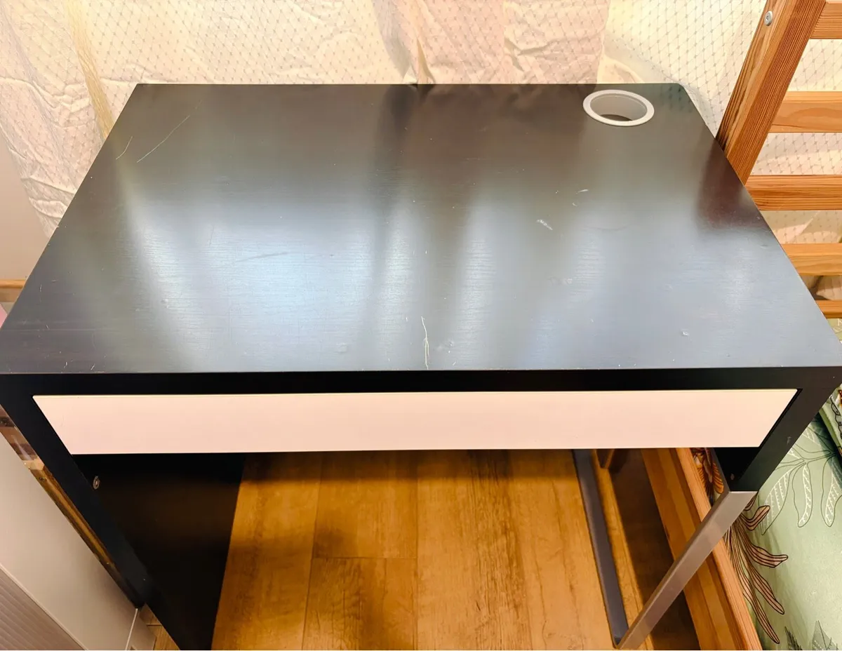 Study Desk / Table - Image 3