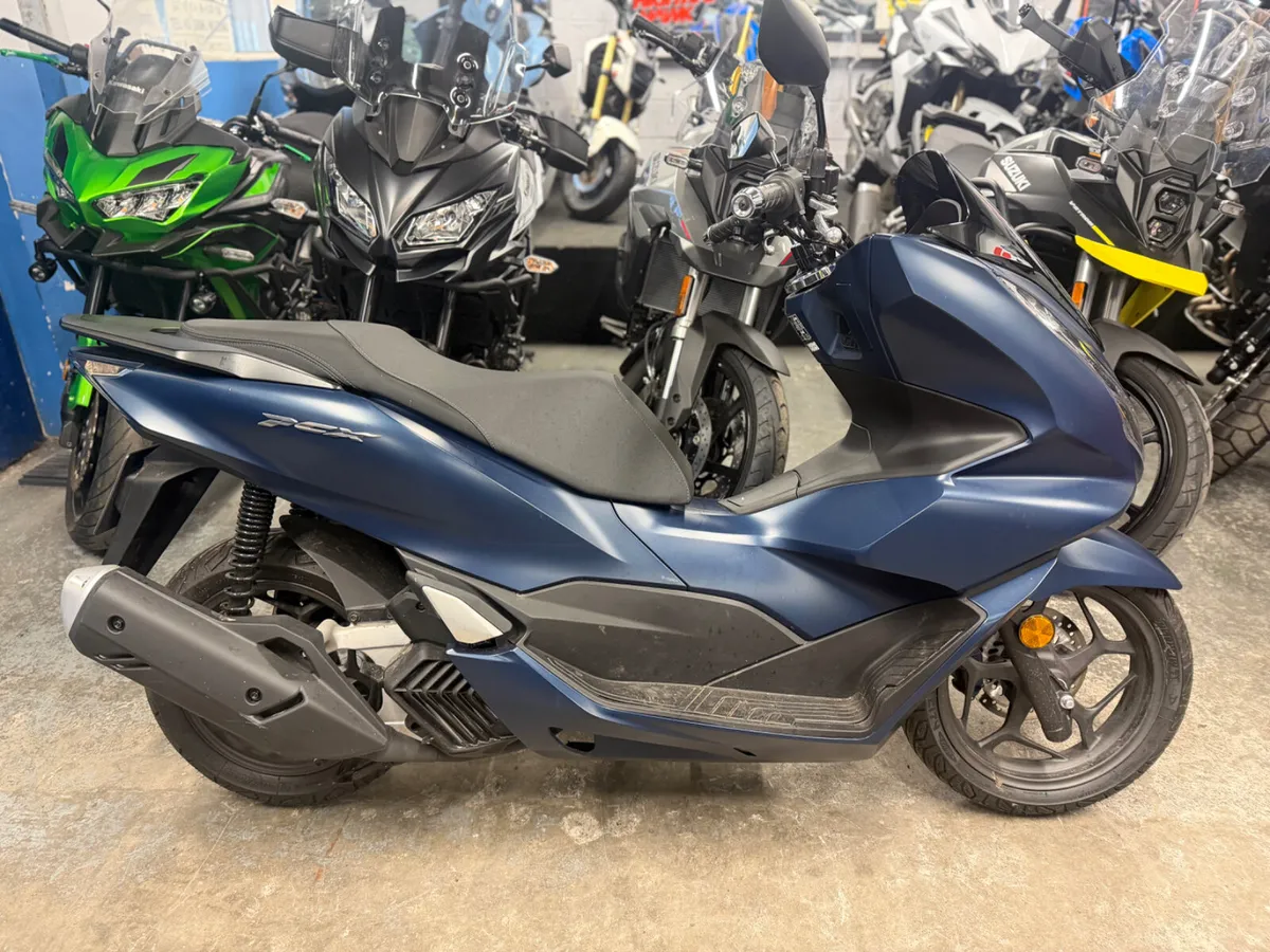 2024 Honda PCX125 - Image 1