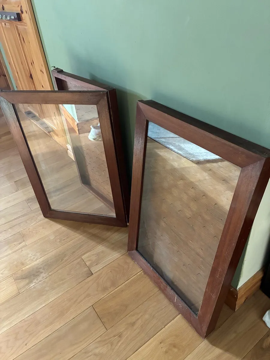 Display cabinets - Image 3