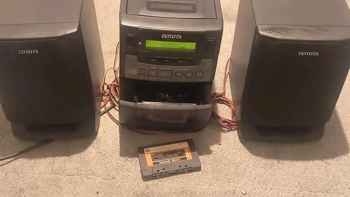 Fm Cassette CD Amplifier Aiwa - Image 4