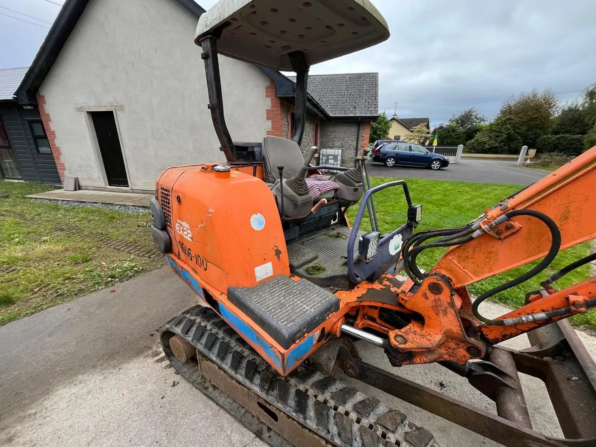 Hitachi EX22-2 Mini Digger (2.2 Tonne) - Image 4