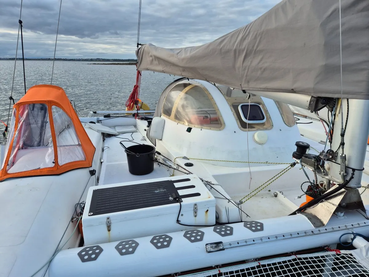 KL 28 Cruising catamaran - Image 2