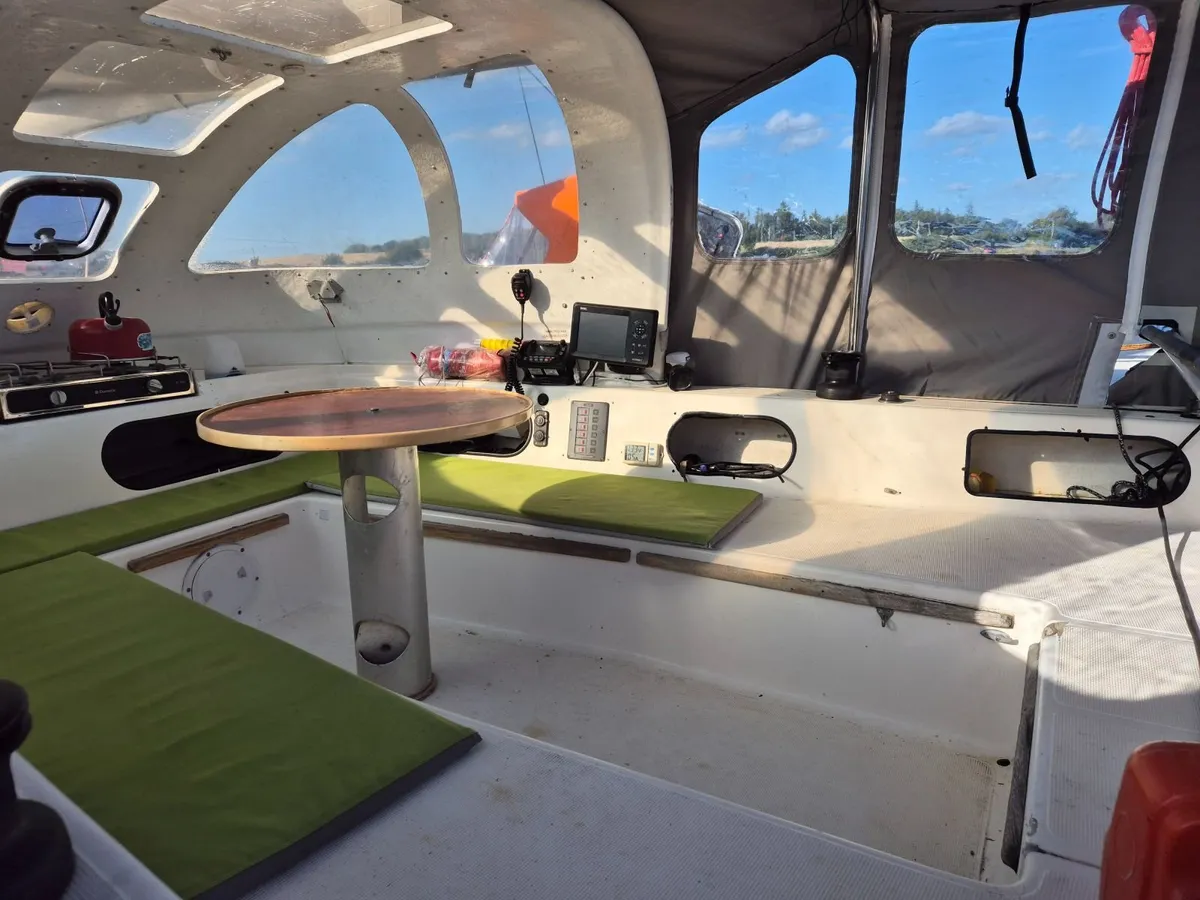 KL 28 Cruising catamaran - Image 4