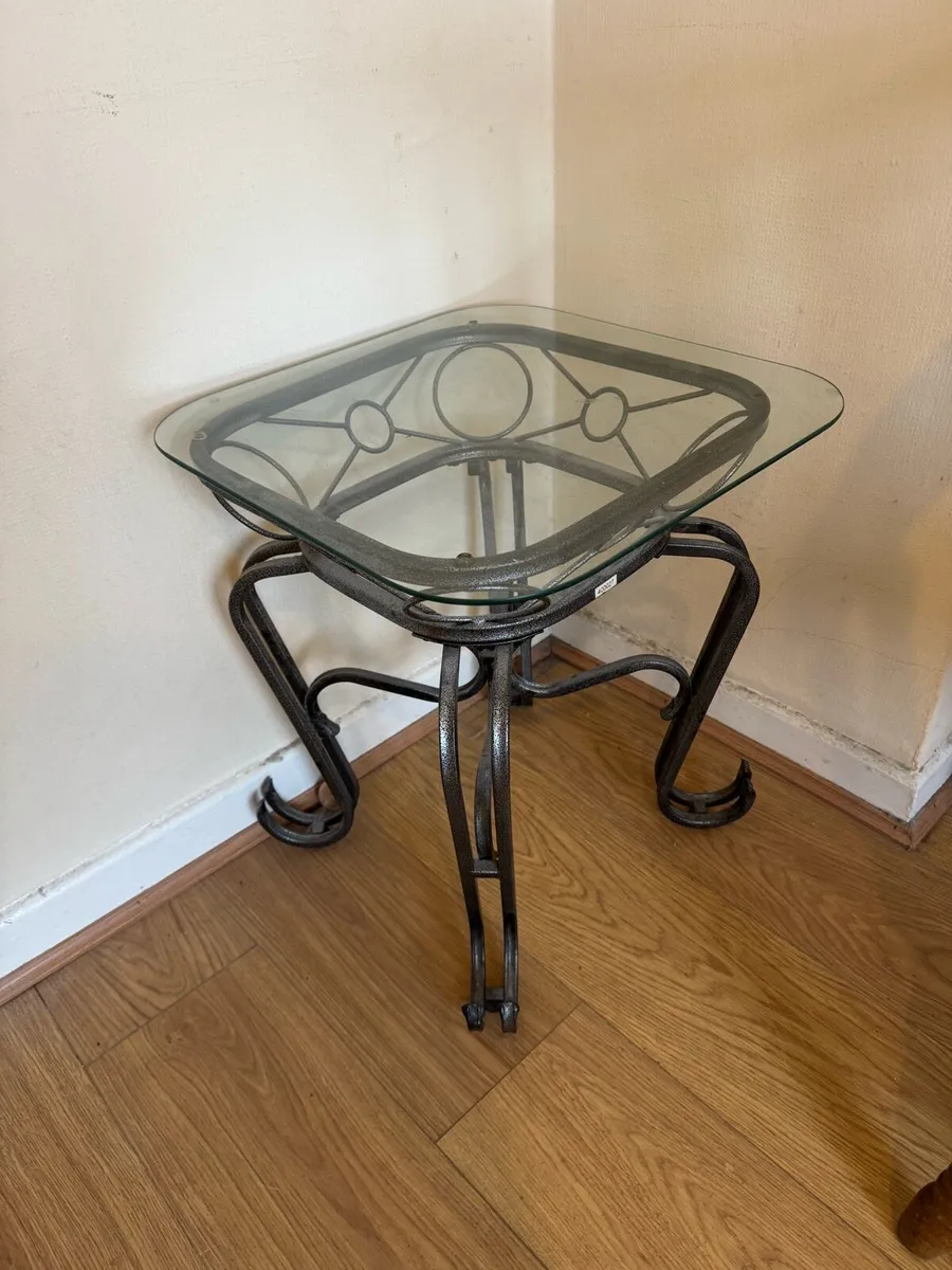 Coffee Table / Coffee Tables / Living Room - Image 3