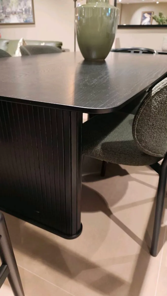 Black Oak Dining Table - Image 3