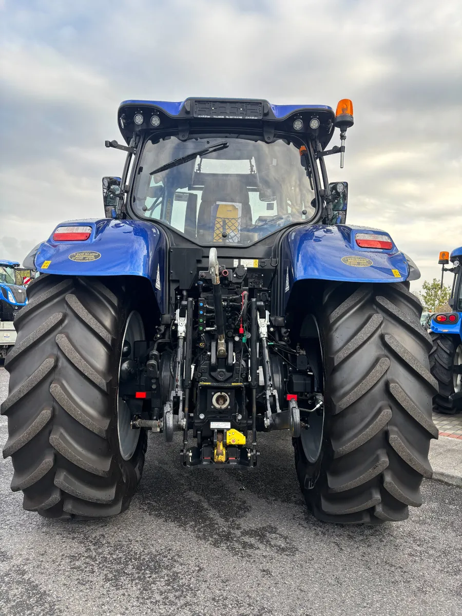 New Holland T7.225 Blue Power c/w MX T412-1290hrs - Image 2