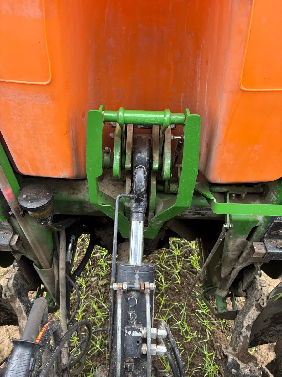 Amazone UF 2002 Sprayer 24m - Image 4