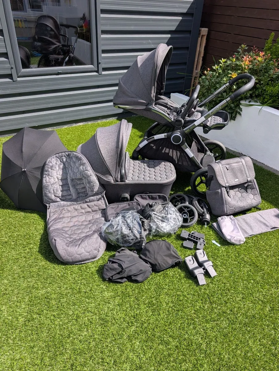 icandy travel system&Maxi cosy car seat +basex2 - Image 1