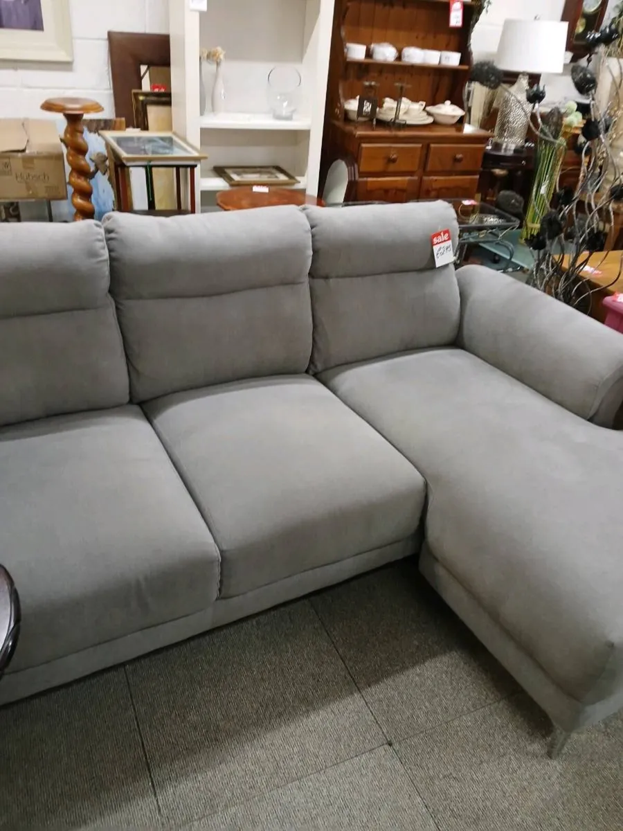 3 seater sofa with attached  chaise - Image 3