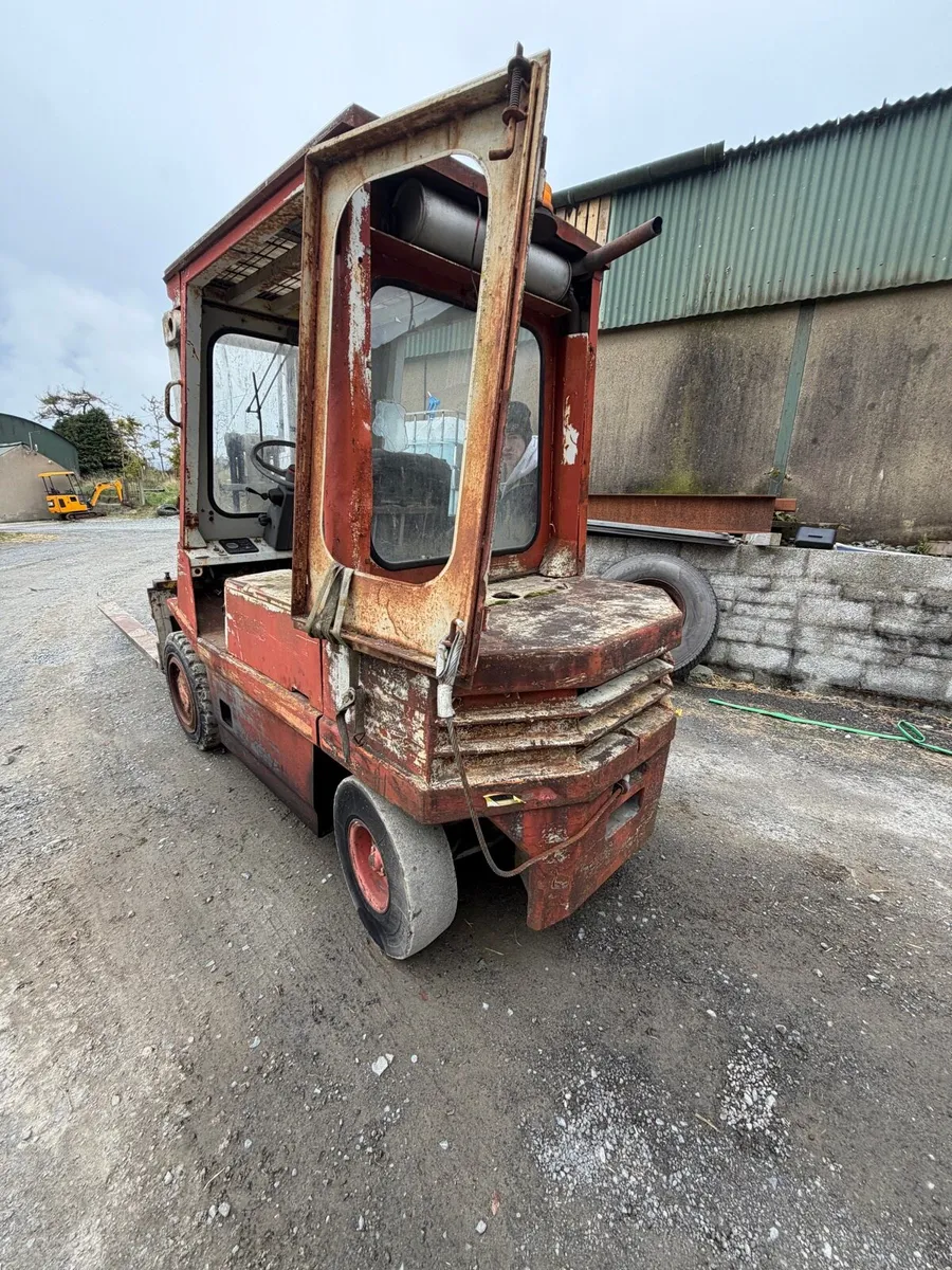 4 ton fiat fork lift - Image 4