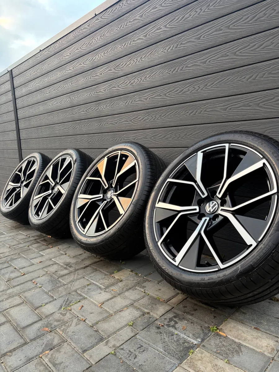 20” GENUINE VOLKSWAGEN TAYRON R-LINE ALLOYS&TYRES - Image 1